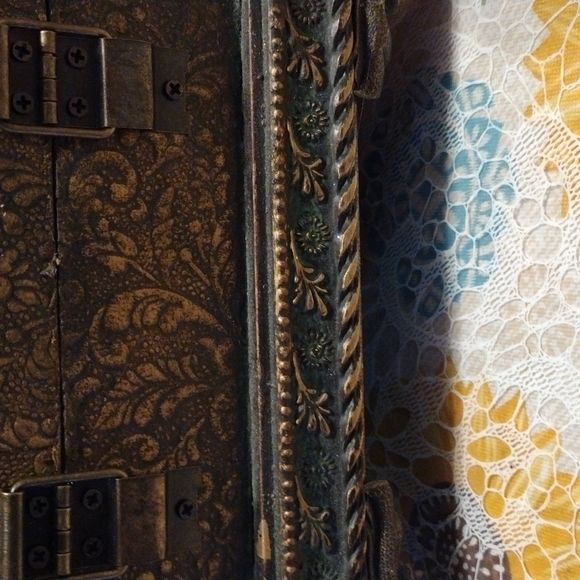 Mantel‎ Clock/Jewelry Box - Picture 12 of 12